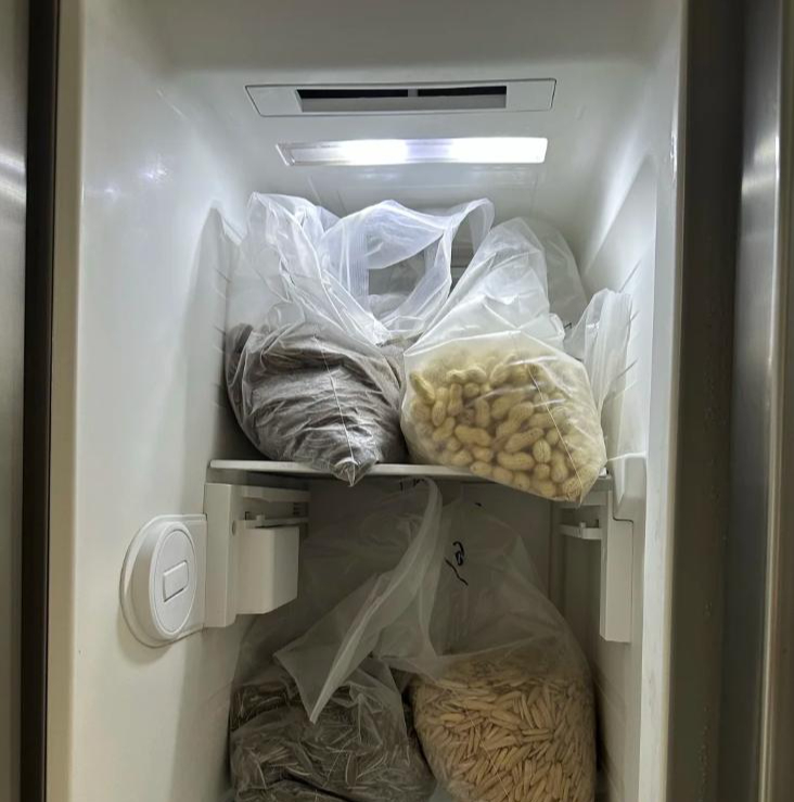 Đừng nhét 7 thứ này vào tủ lạnh nữa: Càng bảo quản càng mất tiền oan- Ảnh 7.