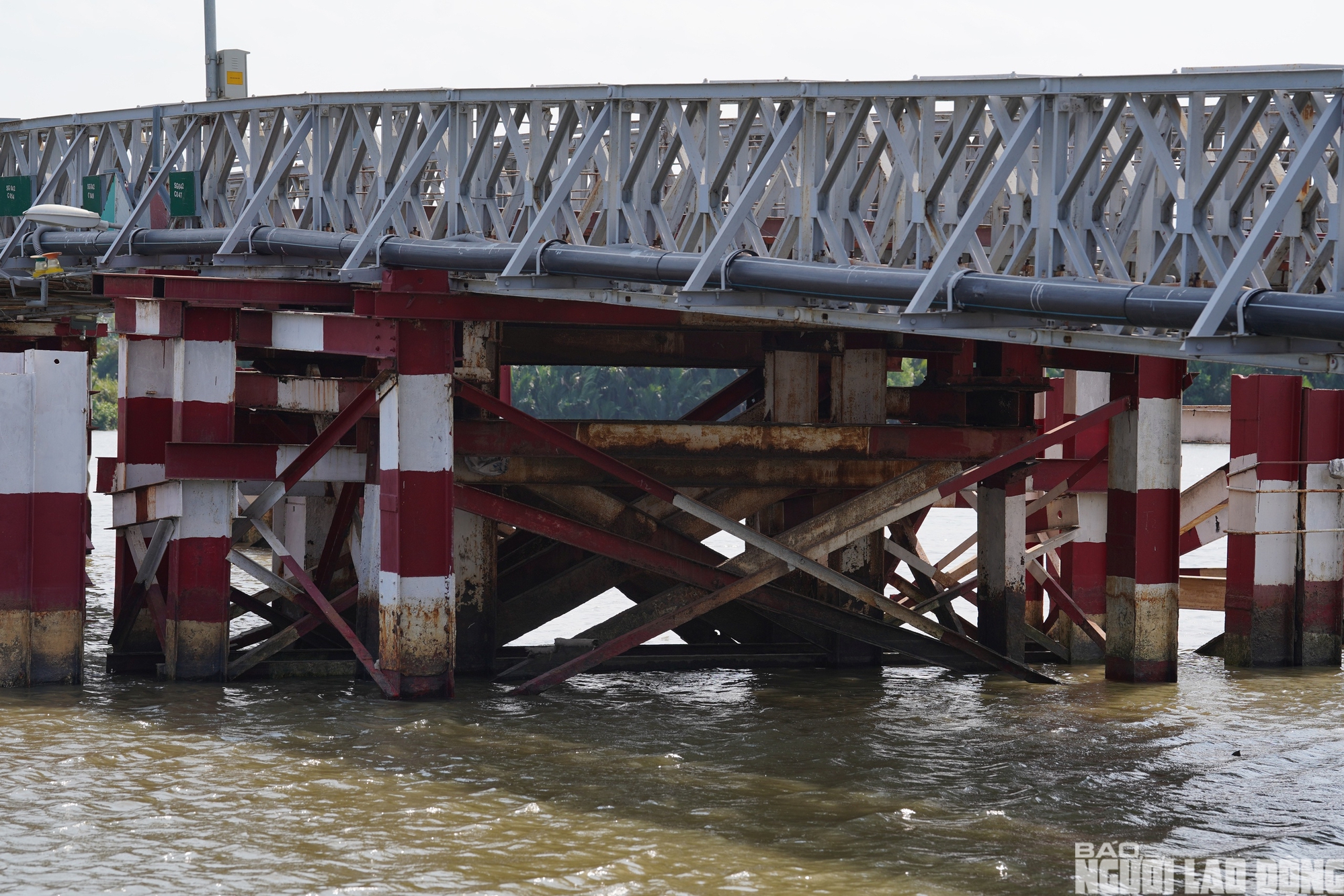 Cầu sắt cũ kết nối TPHCM - Tây Ninh rung lắc sau hơn nửa thế kỷ sử dụng- Ảnh 5.