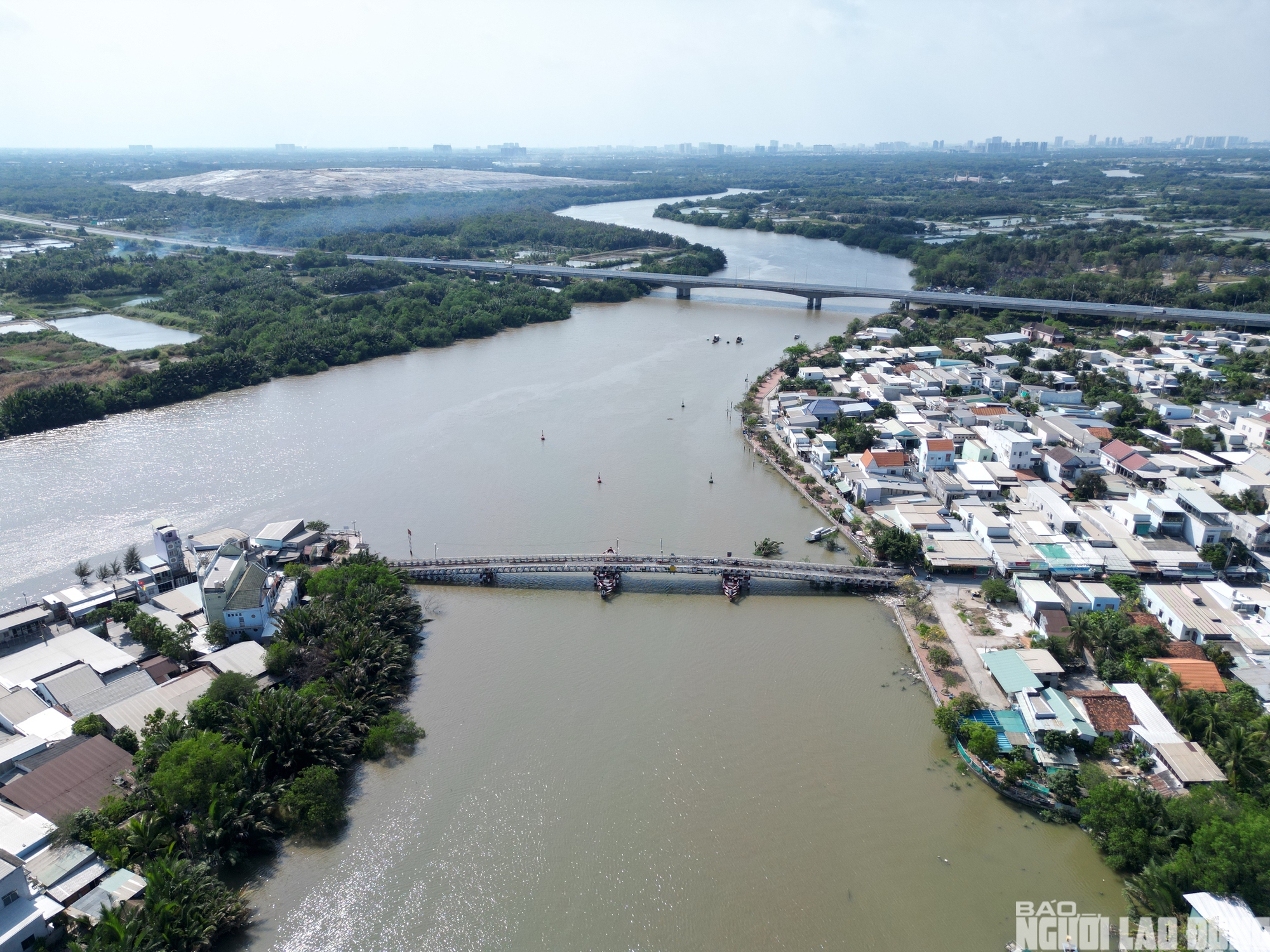 Cầu sắt cũ kết nối TPHCM - Tây Ninh rung lắc sau hơn nửa thế kỷ sử dụng- Ảnh 16.