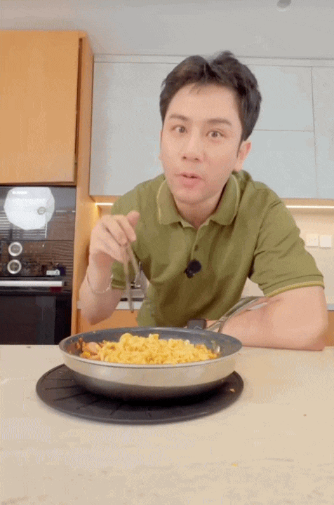 Hội chị em xôn xao với căn bếp có “bếp nấu vô hình”: Nhìn như bàn ăn, đặt nồi ở đâu nấu được ở đó- Ảnh 4.