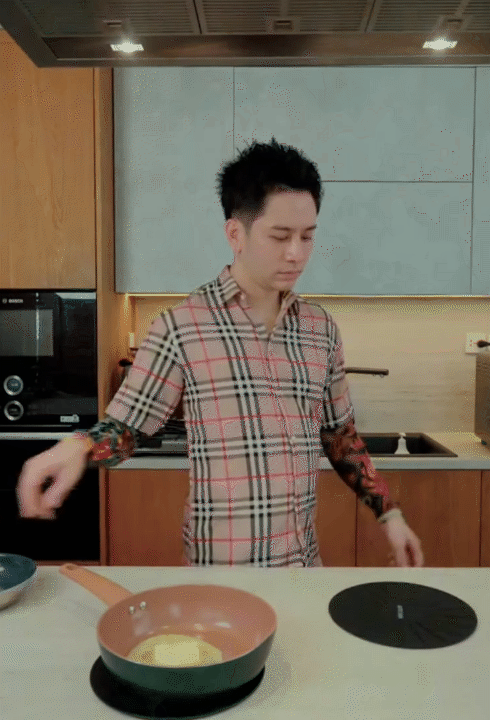 Hội chị em xôn xao với căn bếp có “bếp nấu vô hình”: Nhìn như bàn ăn, đặt nồi ở đâu nấu được ở đó- Ảnh 5.