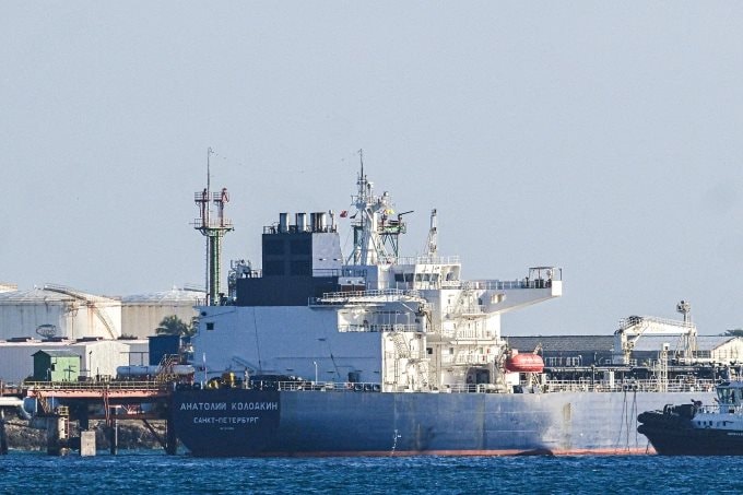 Cuba đang nỗ lực xử lý món quà 100.000 tấn của Nga, có tin vui sau thời gian dài- Ảnh 2.