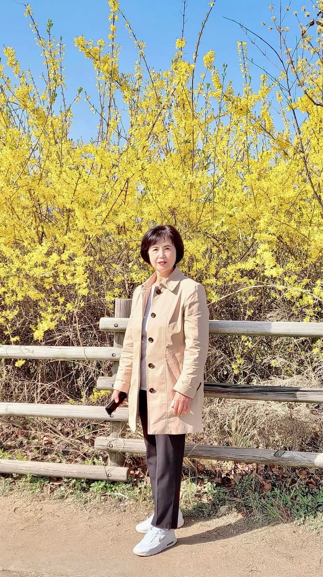 Sau tuổi 60, bao nhiêu tiền tiết kiệm là đủ? Một người nghỉ hưu chia sẻ góc nhìn khiến nhiều người thay đổi suy nghĩ về tiền bạc - Ảnh 1.