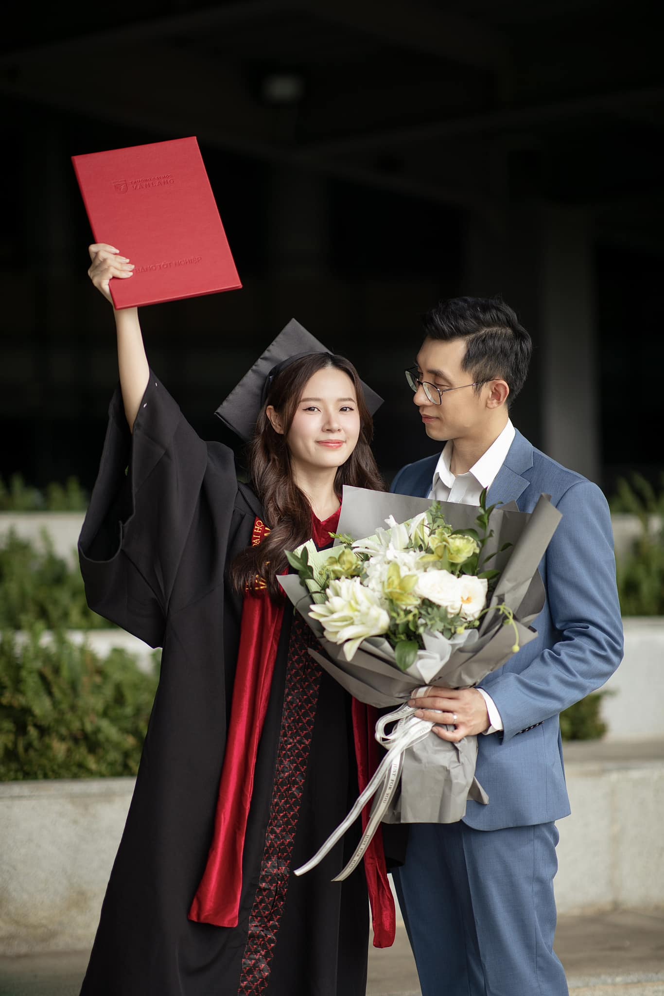 Thiếu gia Sài thành cưới giảng viên đại học: Tận hưởng hôn nhân trong biệt thự view sông đẹp như phim, chuyện tình cứ ngỡ tiểu thuyết- Ảnh 1.