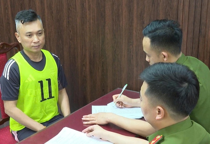 Trường gà 1.200 tỷ: Hé lộ đường dây vận hành tinh vi, kéo con bạc Việt sang Lào- Ảnh 2.