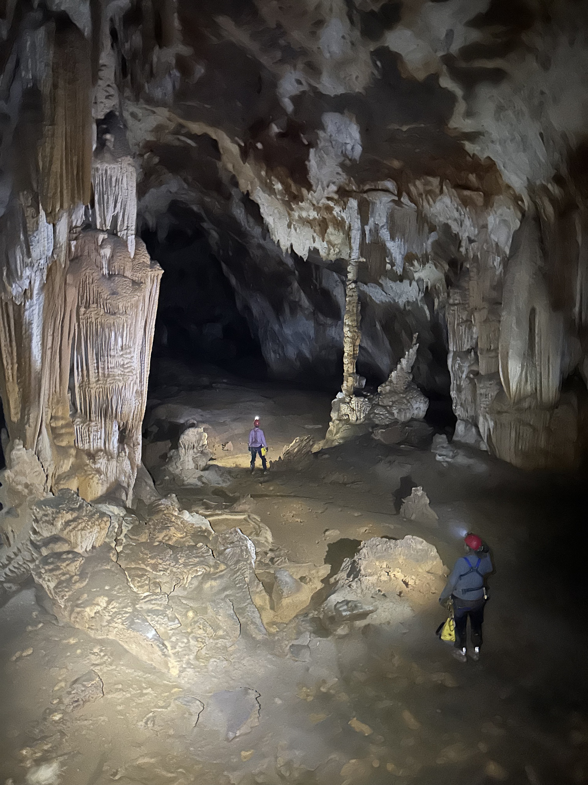 Lộ diện thêm 26 hang động mới dưới lòng đất ở Phong Nha - Kẻ Bàng - Ảnh 11.