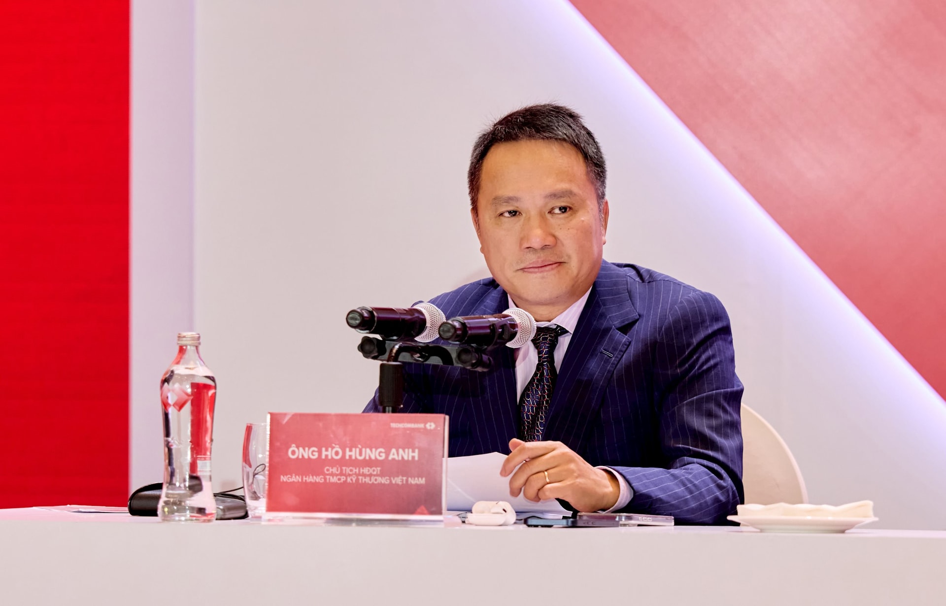 Ông Hồ Hùng Anh: Bất kỳ bất động sản nào kể cả rơi vào nợ xấu thì sau 2-3 năm, Techcombank có thể thu hồi toàn bộ tiền, ít nhất là gốc- Ảnh 1.