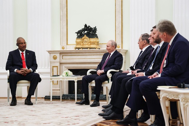 TST: Ông Putin đón khách đặc biệt! Kremlin 