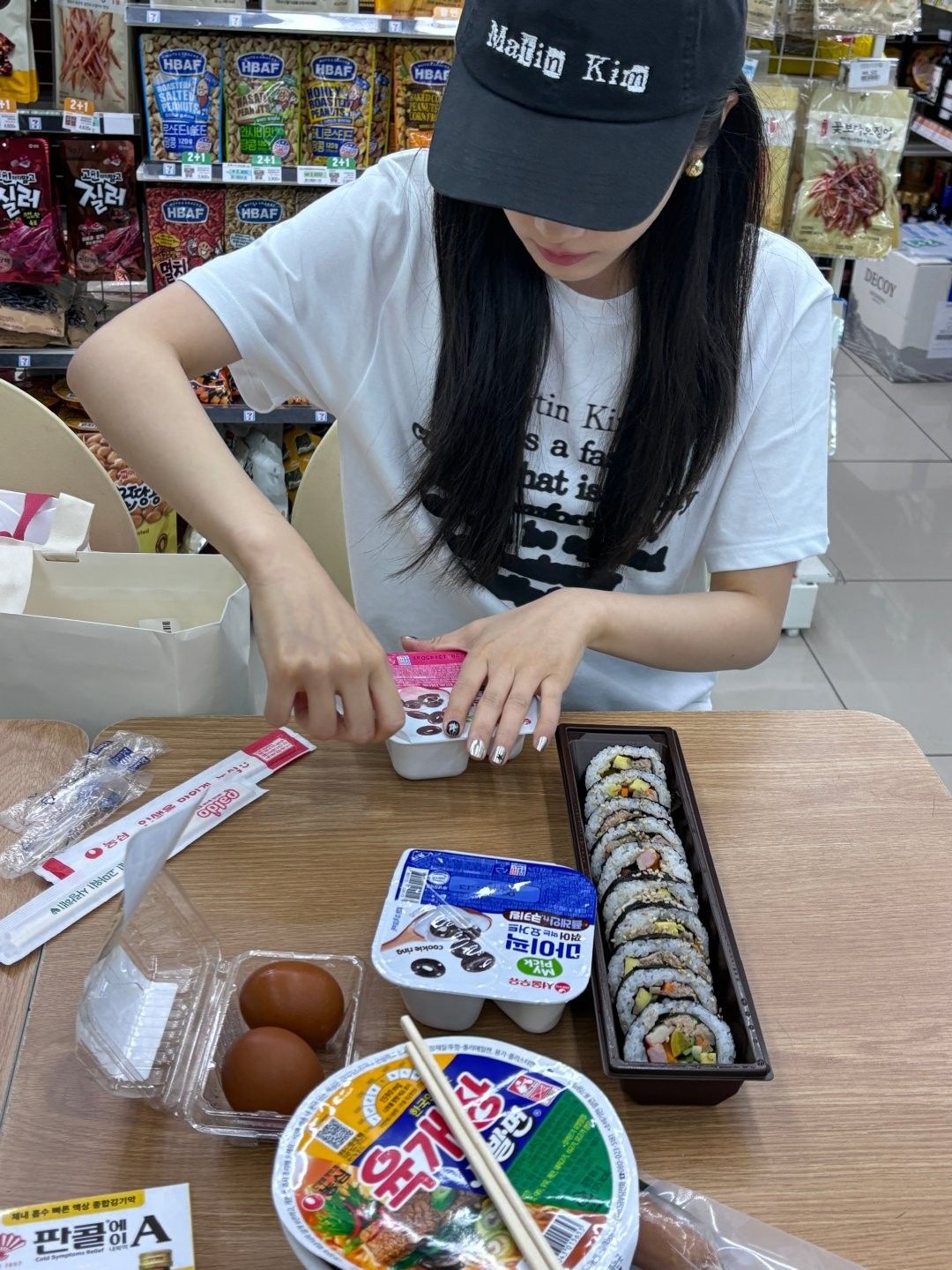 Đi làm lại sau tuổi 35, tôi nhận ra 5 khoản chi có thể cắt ngay - mỗi tháng dư thêm vài triệu mà không phải sống kham khổ- Ảnh 3.