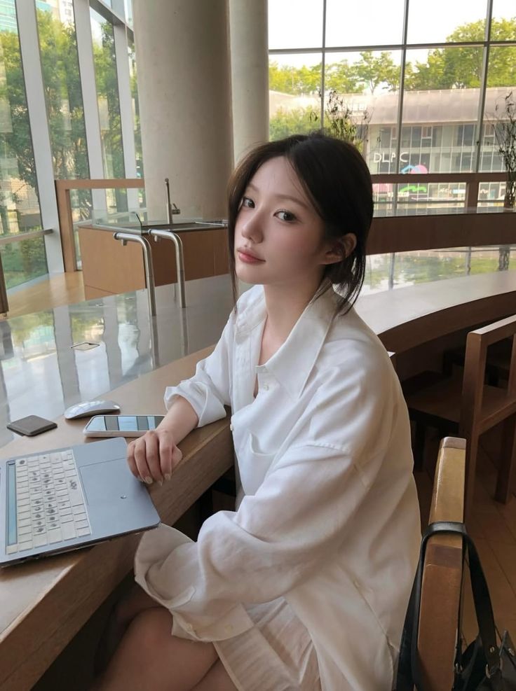 Vì sao không nên để lộ lương cho đồng nghiệp? - Ảnh 2.