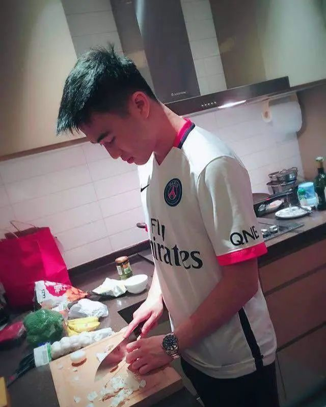 “Thiên thần sa ngã” lấy con trai ông trùm sòng bạc: 1 bước thành dâu hào môn, nhìn không gian sống hiện tại mới thấy đời sang trang thật rồi- Ảnh 9.