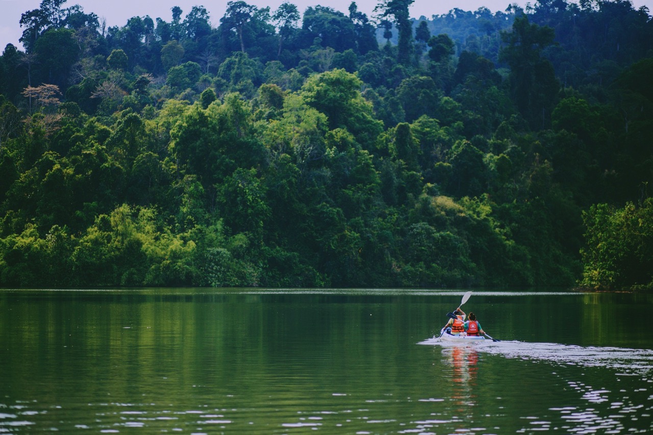 Không cần vé máy bay cho kỳ nghỉ 30/4 cũng chẳng sao: 8 chốn nghỉ dưỡng sát Hà Nội/TP.HCM mà vẫn "đổi gió" hoàn toàn - Ảnh 9.