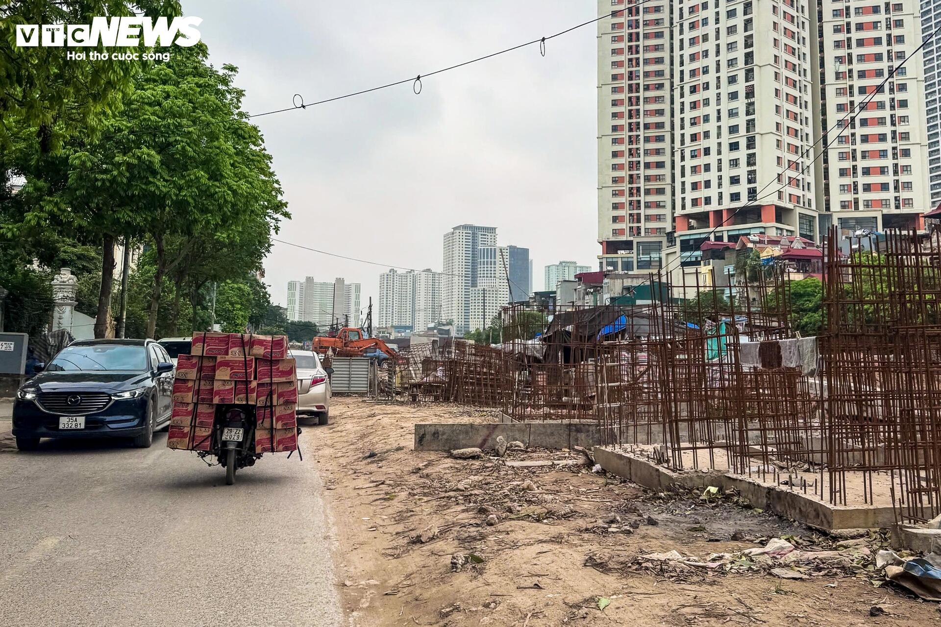 Hà Nội: Dự án thoát nước gần 7.500 tỷ vẫn ngổn ngang sau hơn một thập kỷ thi công- Ảnh 6.