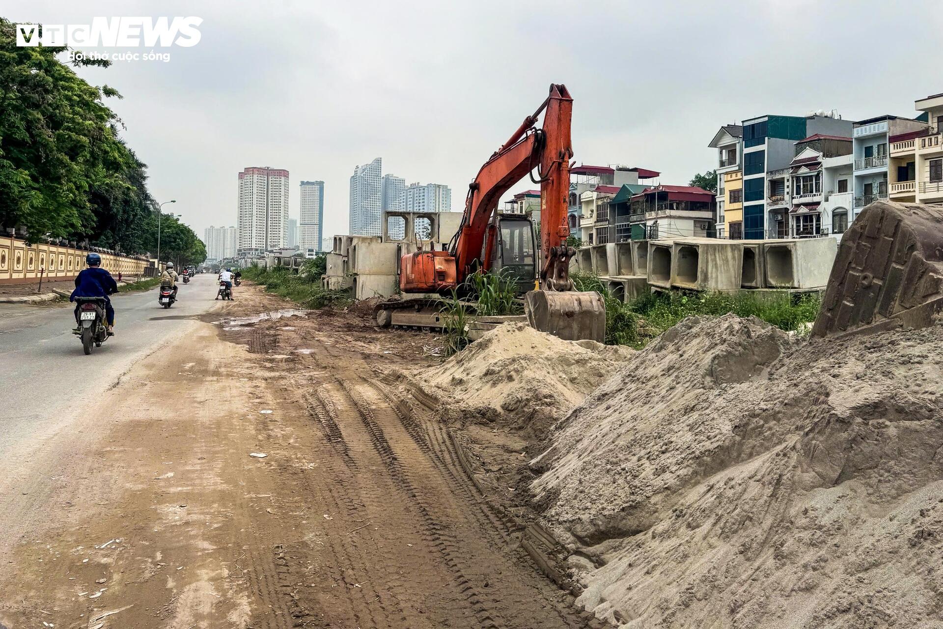 Hà Nội: Dự án thoát nước gần 7.500 tỷ vẫn ngổn ngang sau hơn một thập kỷ thi công- Ảnh 8.