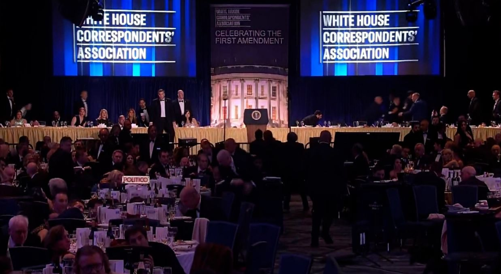 Toàn cảnh vụ nổ súng tại bữa tiệc của Tổng thống Trump - Ảnh 3.