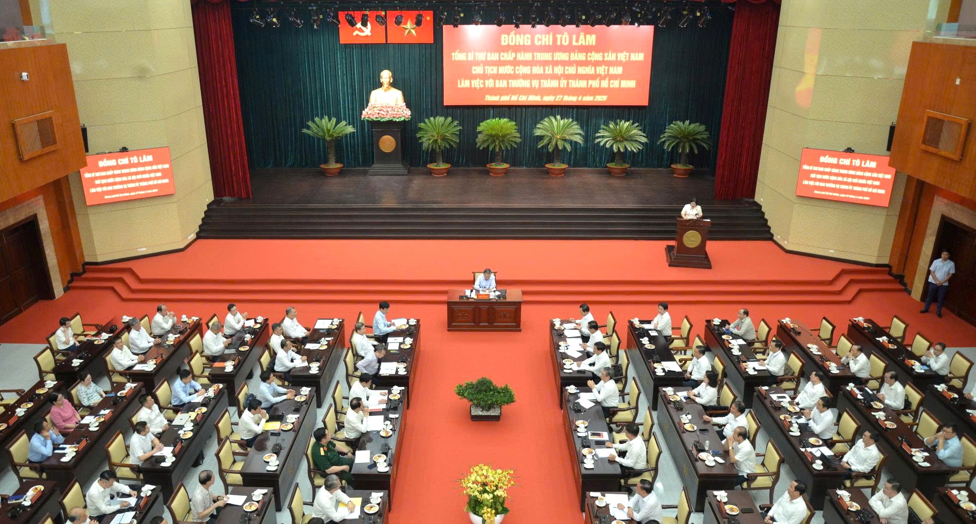 Làm việc với Tổng Bí thư, Chủ tịch nước Tô Lâm, TPHCM kiến nghị 2 nội dung quan trọng- Ảnh 2.