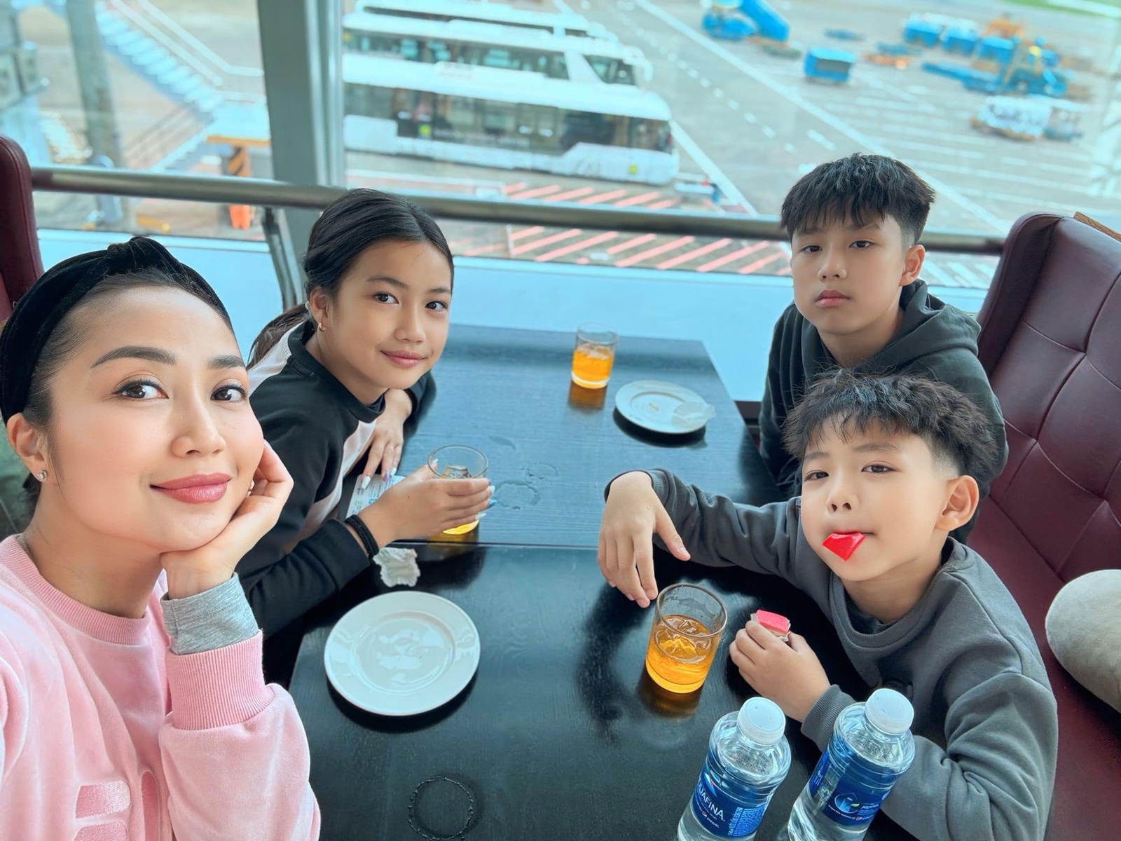 Nữ NSƯT họp gấp gia đình để đưa quyết định về nước: "Các con ơi, mẹ không ổn"- Ảnh 1.