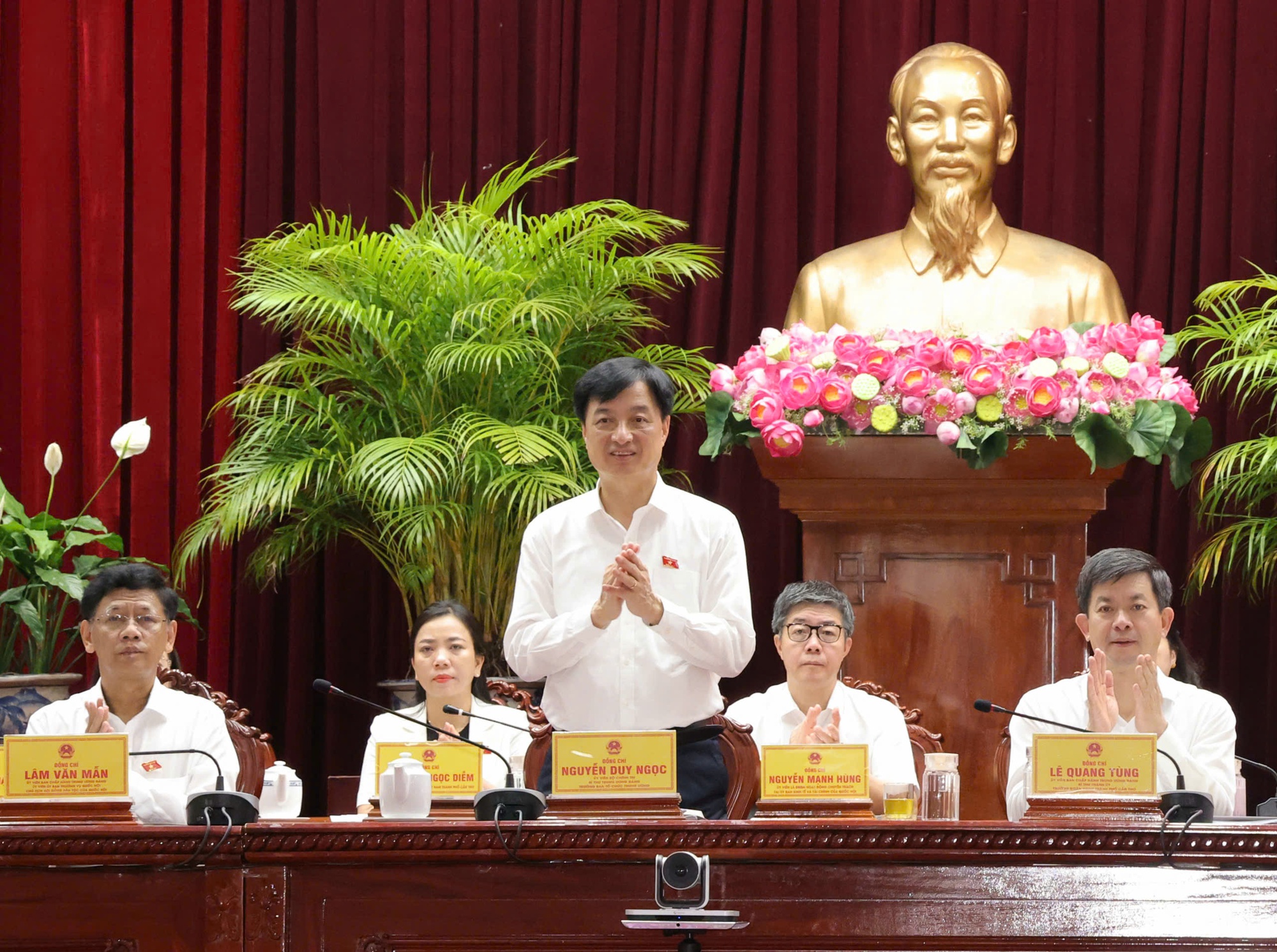 Cần Thơ triển khai khám sức khỏe toàn dân định kỳ hàng năm từ 2026 - Ảnh 1.