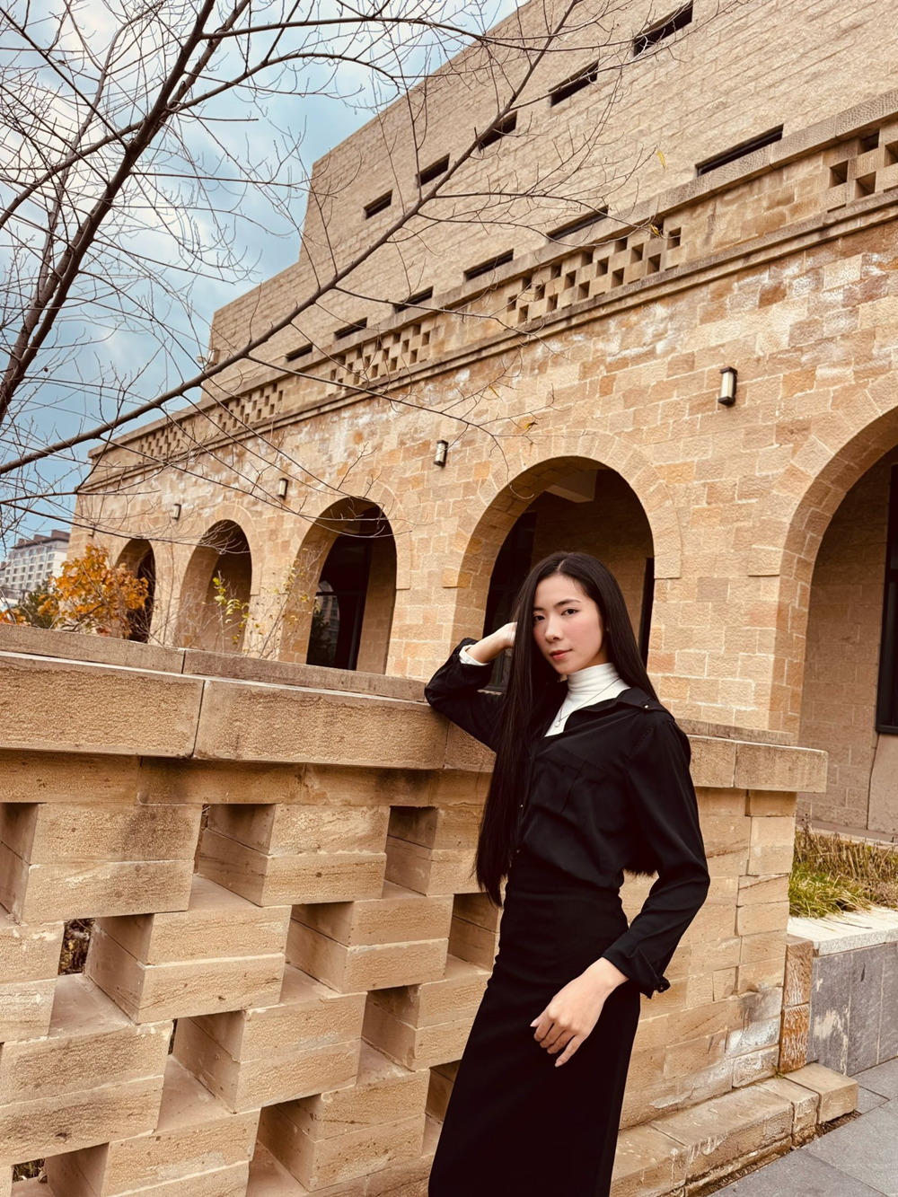 Danh tính cô gái "đổi giọng hát lấy tri thức" tại lễ tốt nghiệp đang viral: Là Á khôi cuộc thi danh tiếng! - Ảnh 6.