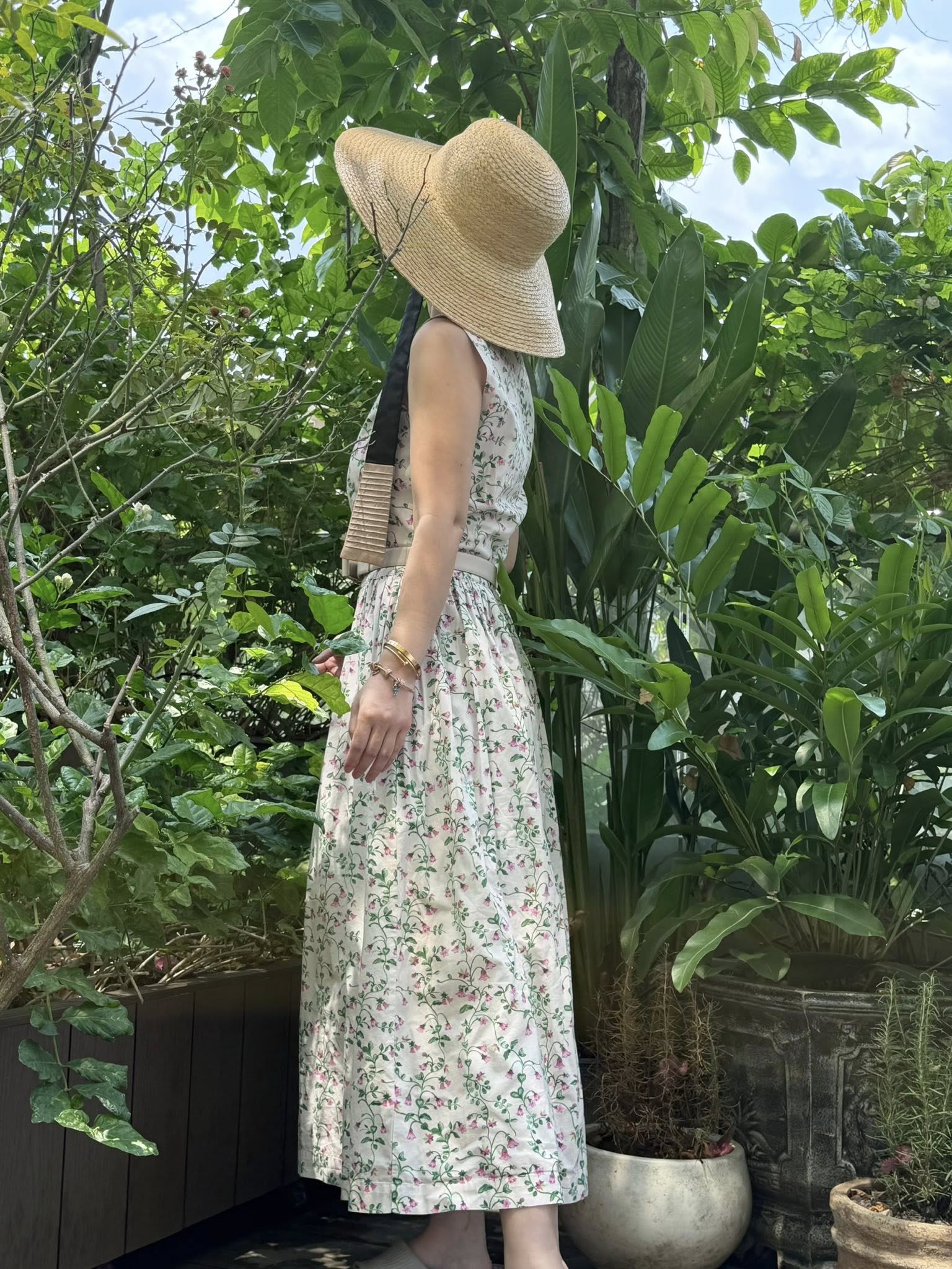 Khu vườn trên penthouse tầng 36, ngắm trọn Landmark 81: "Phú bà" thu đẫm trái ngọt hoa thơm- Ảnh 16.