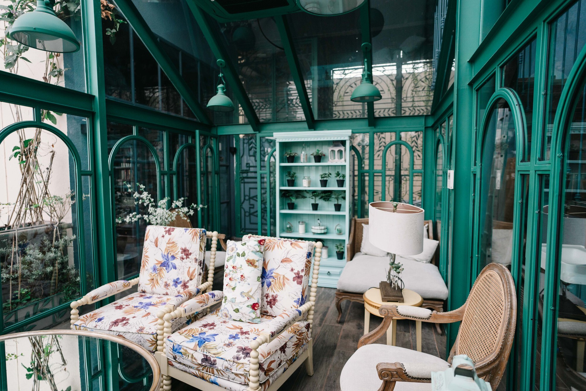 Khu vườn trên penthouse tầng 36, ngắm trọn Landmark 81: "Phú bà" thu đẫm trái ngọt hoa thơm- Ảnh 18.