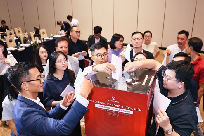 Lãnh đạo Hòa Phát, FPT, Masan, HAGL... nói gì khi cổ đông chất vấn về giá cổ phiếu?- Ảnh 1.