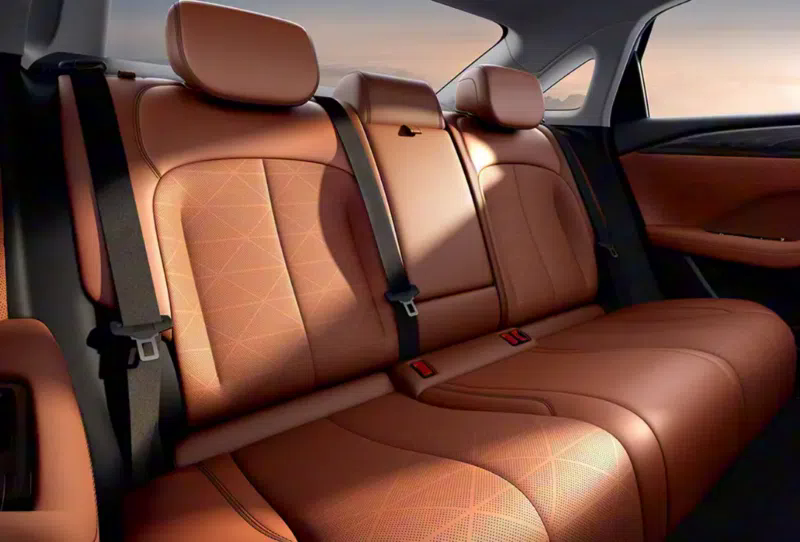 Hãng xe xây nhà máy ở Hưng Yên ra mắt sedan giá chưa đến 300 triệu đồng, tiết kiệm xăng ngang Honda Air Blade - Ảnh 5.