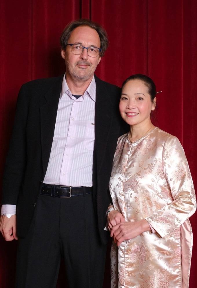 Nữ NSƯT biến mất khỏi showbiz Việt 20 năm giờ sống trong biệt thự 4.000m2, hoa ngập lối đẹp như cổ tích- Ảnh 4.