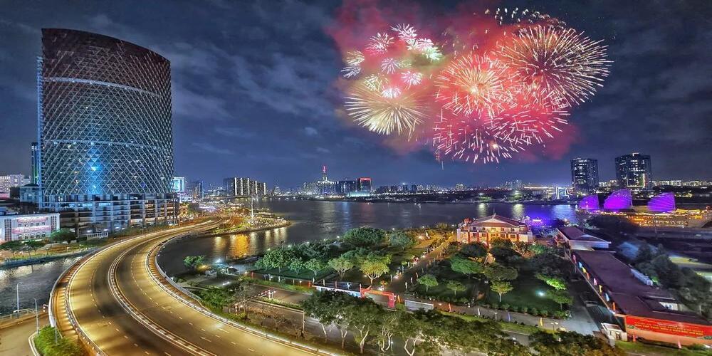 Khách quốc tế đến Việt Nam tăng cao - Ảnh 1.