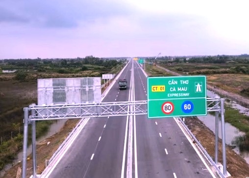 Tuyến cao tốc Hậu Giang – Cà Mau khai thác trở lại sau hơn 1 tháng tạm dừng- Ảnh 1.