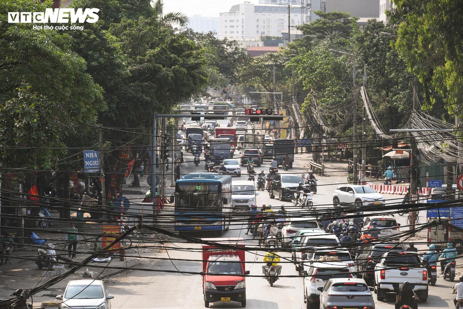 Nút giao 785 tỷ đồng dang dở gần 10 năm, hẹn hoàn thành cuối năm nay- Ảnh 2.