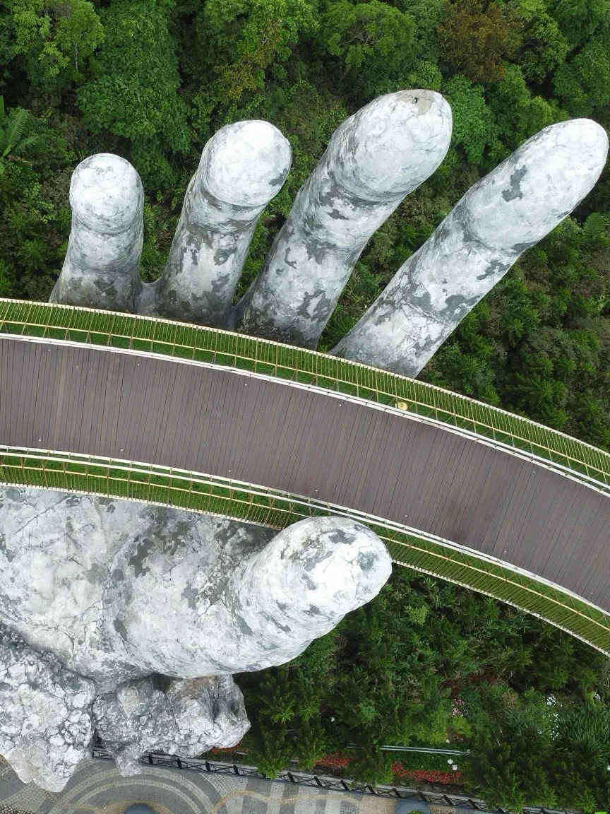Khách Trung Quốc mê mẩn một thành phố biển ở Việt Nam: "Có cả lãng mạn kiểu Hawaii, có cả phố cổ và đồ ăn ngon - đi 4 ngày mà chụp ảnh không hết" - Ảnh 13.