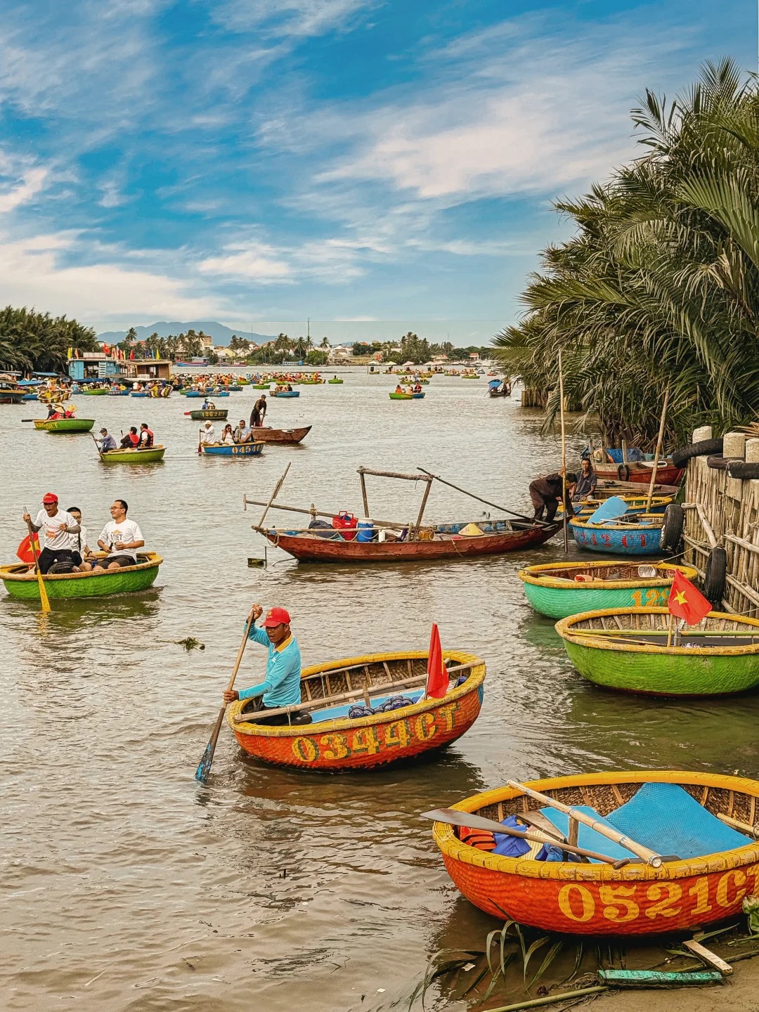 Khách Trung Quốc mê mẩn một thành phố biển ở Việt Nam: "Có cả lãng mạn kiểu Hawaii, có cả phố cổ và đồ ăn ngon - đi 4 ngày mà chụp ảnh không hết" - Ảnh 12.