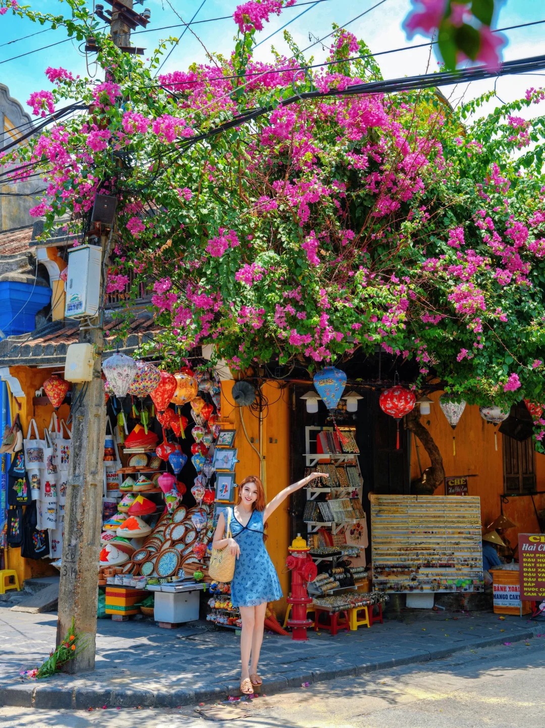 Khách Trung Quốc mê mẩn một thành phố biển ở Việt Nam: "Có cả lãng mạn kiểu Hawaii, có cả phố cổ và đồ ăn ngon - đi 4 ngày mà chụp ảnh không hết" - Ảnh 2.