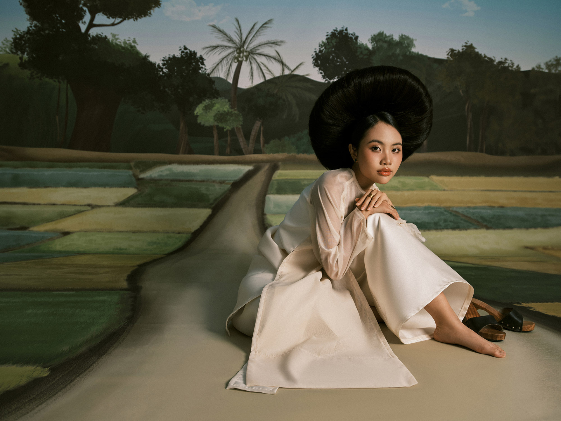 Ngập tràn lời khen cho Hoàng Thuỳ Linh, Chi Pu và Phương Mỹ Chi: 