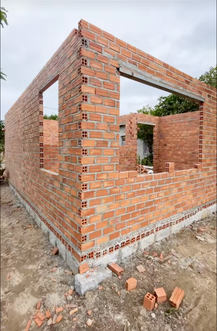 25 tuổi xây nhà 70m² chỉ với 200 triệu ở Khánh Hòa: Nhìn căn nhà nhỏ giữa sân vườn, nhiều người không tin nổi chi phí- Ảnh 10.