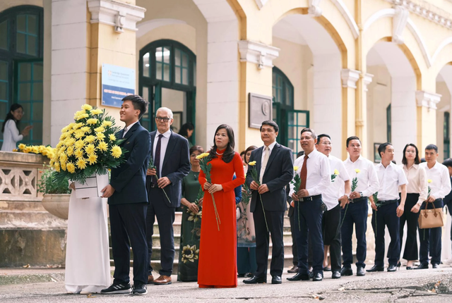 Đây là ngôi trường cấp 3 có điểm thi thử tốt nghiệp THPT cao nhất Hà Nội năm 2026- Ảnh 5.