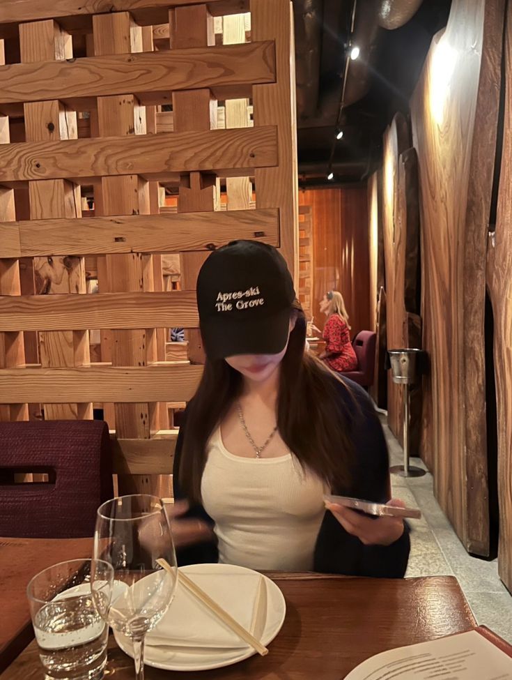 Cứ để 5 kiểu ảnh nền điện thoại này, thì đừng hỏi tại sao bạn bị dán mác "khó ưa"- Ảnh 2.