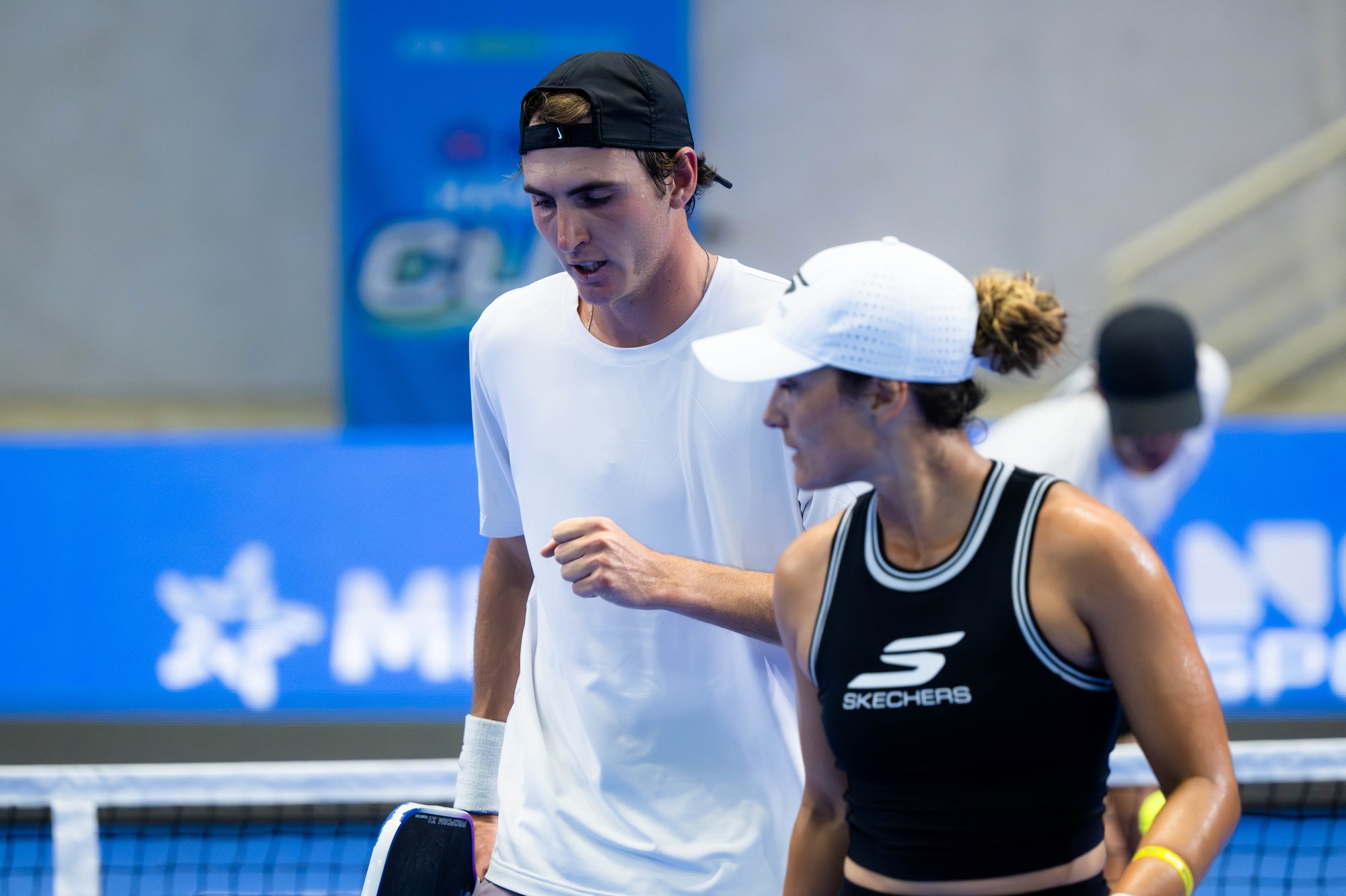 Đẳng cấp thế giới hội tụ: Anna Thu Thuỷ, Ben Johns thắng dễ Parenteau và Oncins giành vé vào bán kết PPA Asia 1000 Hanoi Cup- Ảnh 14.