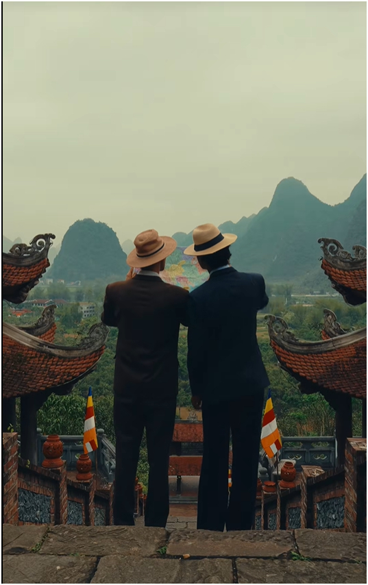 Danh tính 2 khách Tây rủ nhau đến Việt Nam, quay cảnh ở Cao Bằng đẹp như phim điện ảnh- Ảnh 1.