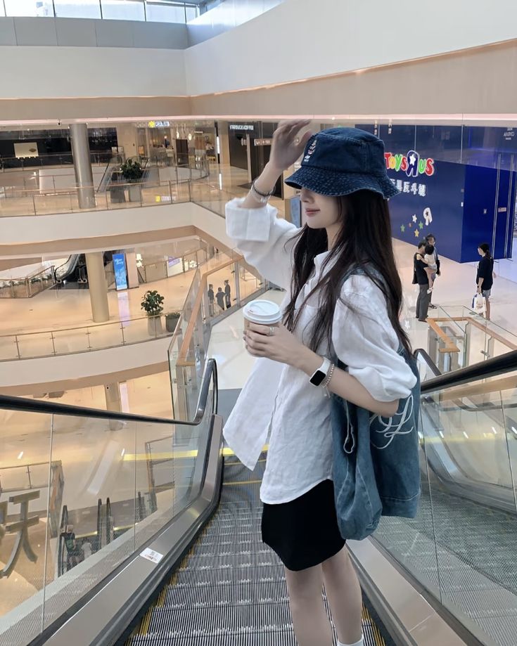 Hiệu ứng “ăn kiêng tài chính”: Tháng này tằn tiện, tháng sau tiêu sạch tiền lương trong 2 tuần!- Ảnh 2.