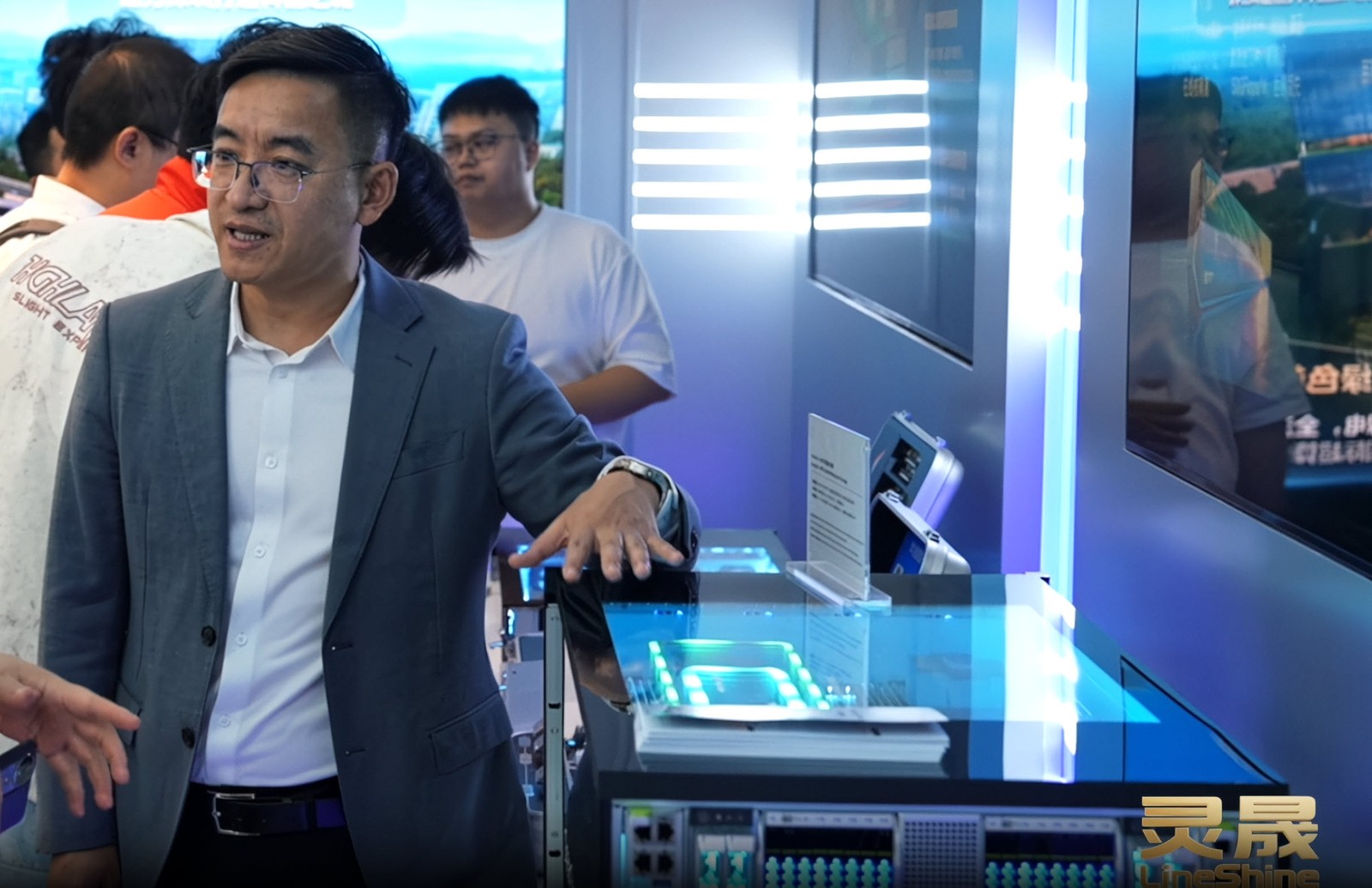 Trung Quốc có siêu máy tính chỉ dùng chip nội địa, không phụ thuộc Mỹ - Ảnh 2.