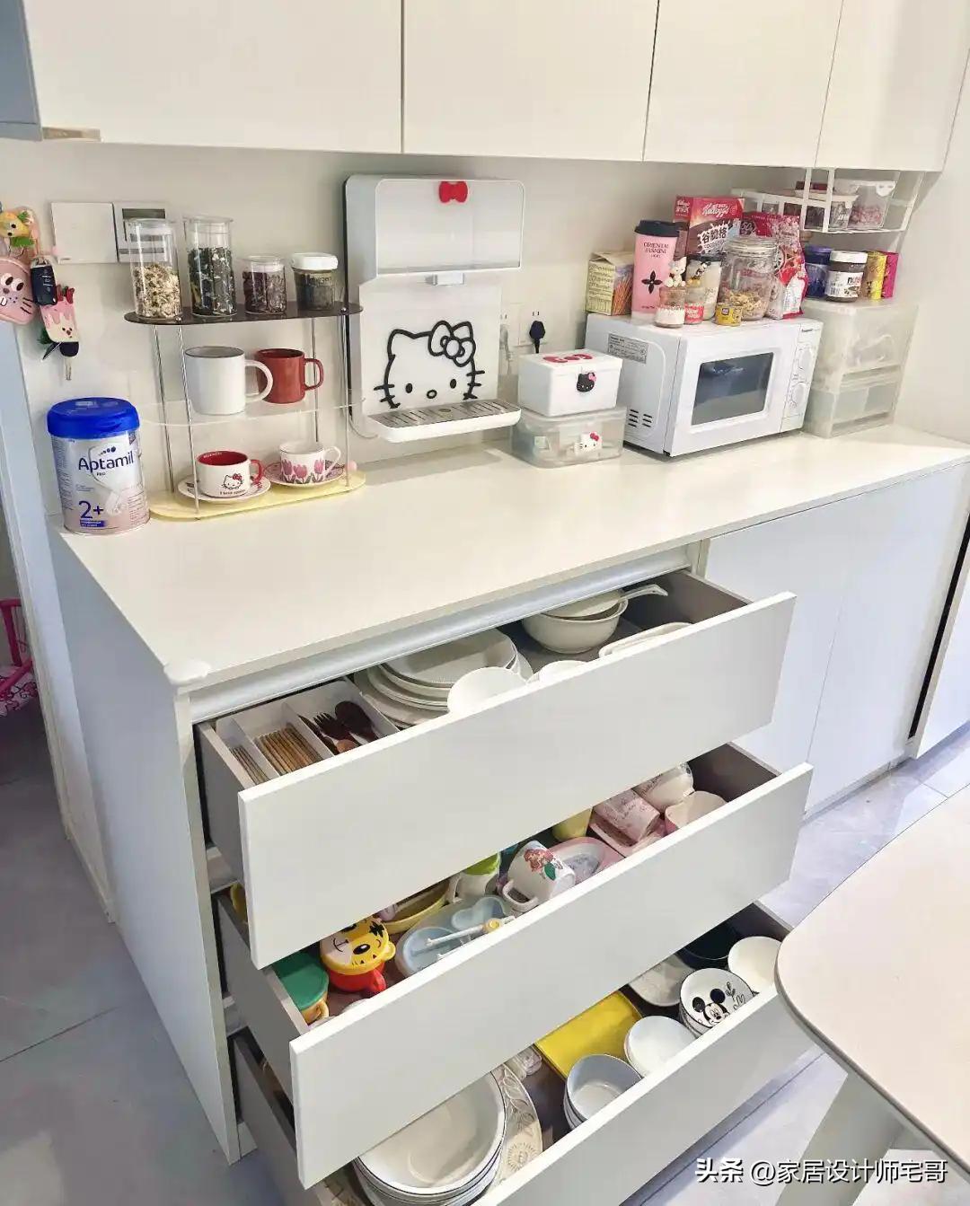 Cãi nhau vì đóng quá nhiều tủ, 3 năm sau người vợ thừa nhận: Nhà gọn hay bừa phụ thuộc vào chỗ chứa đồ- Ảnh 7.