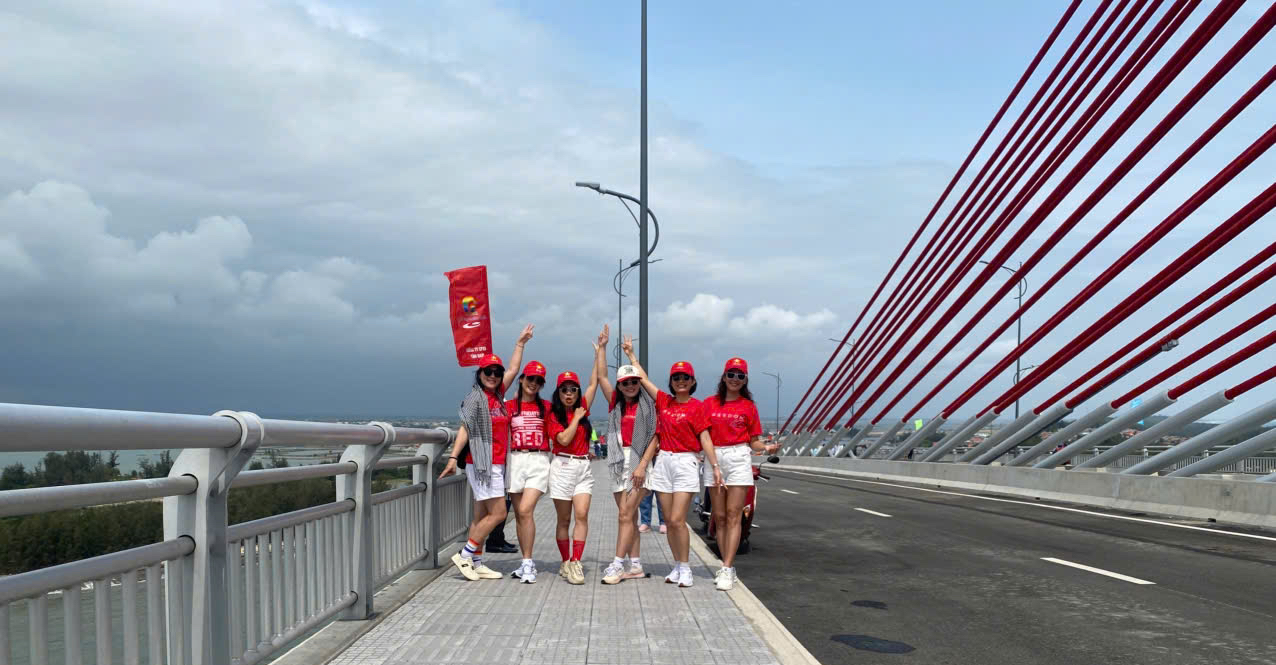 Thông xe cầu Thuận An: Dự án giao thông lớn nhất miền trung chính thức hoàn thành - Ảnh 4.