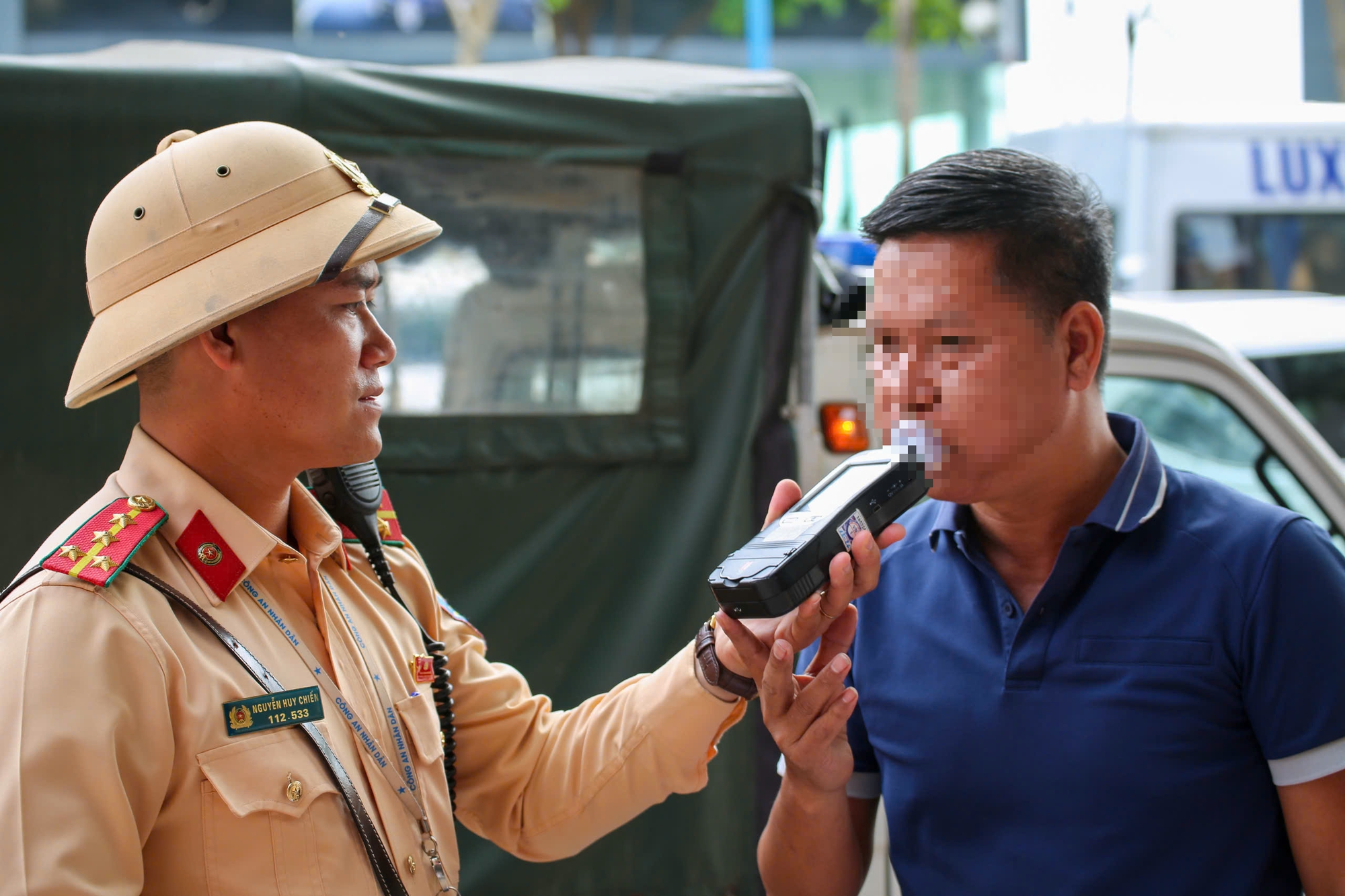 Hơn 2.500 CSGT toàn quốc đồng loạt ra quân: 1.562 tài xế bị xử lý cùng 1 lỗi vi phạm- Ảnh 3.