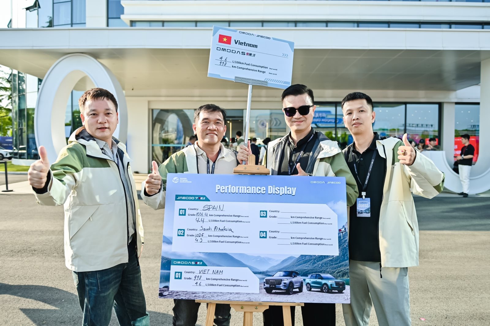 Chạy gần 1.000 km một bình xăng: một mẫu xe hybrid giúp đội Việt Nam vượt 8 quốc gia giành ngôi đầu thử thách quốc tế - Ảnh 3.