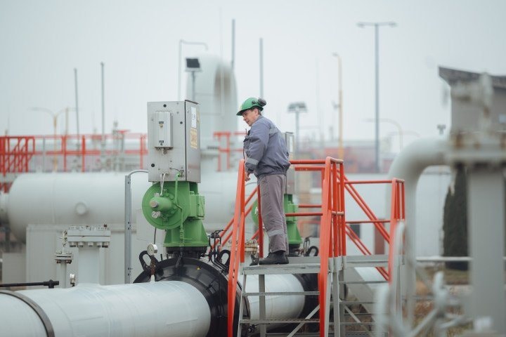 Là nước châu Âu duy nhất không áp trừng phạt Nga, quốc gia này đang hưởng giá khí đốt rẻ nhất châu lục, thấp hơn Đức hay Áo tới 3-5 lần- Ảnh 1.