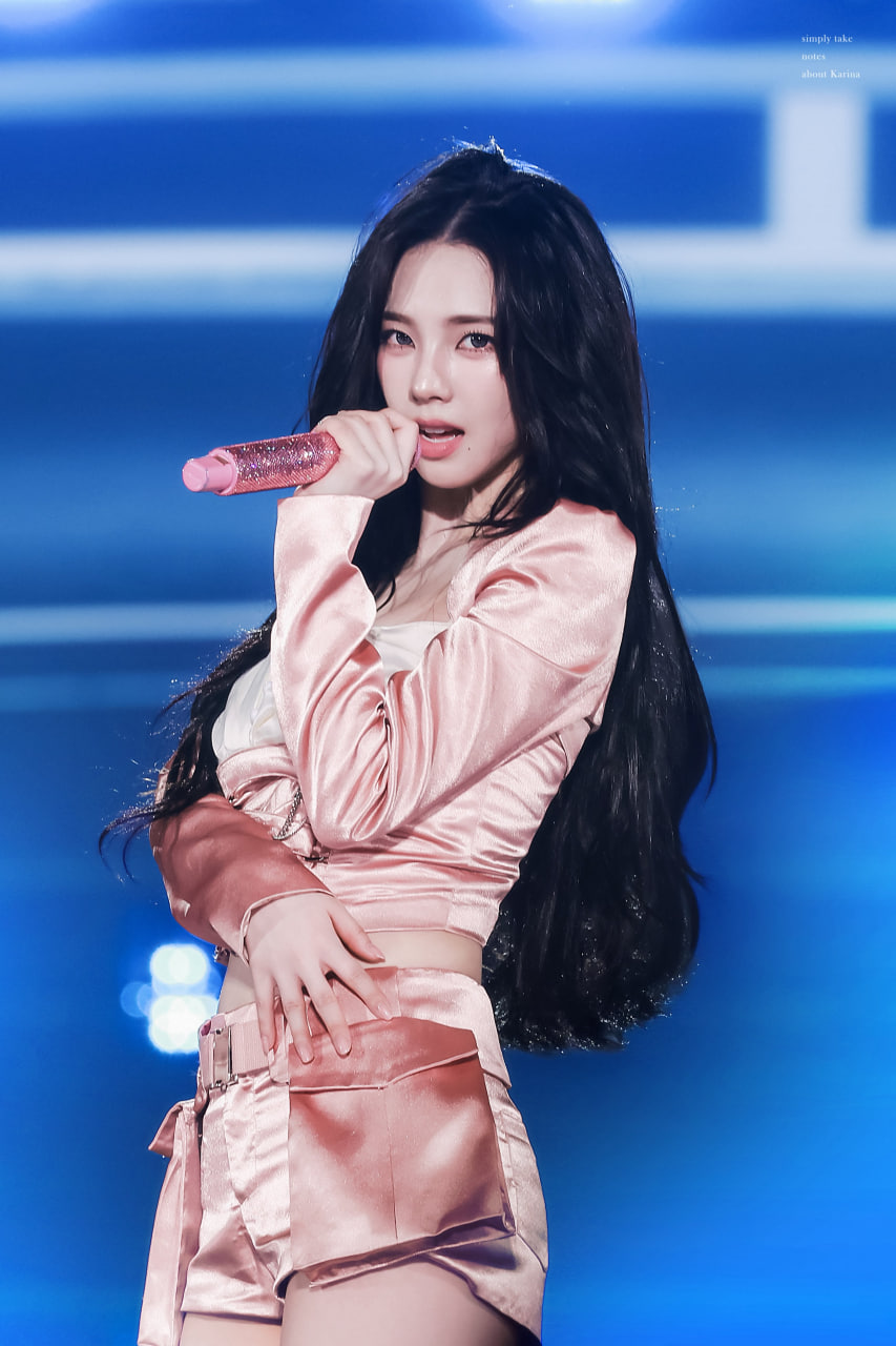 Cả triệu người sững sờ trước nhan sắc đẳng cấp của mỹ nhân đẹp hơn trí tuệ nhân tạo, visual cỡ này bảo sao cứ mãi hot! - Ảnh 3.