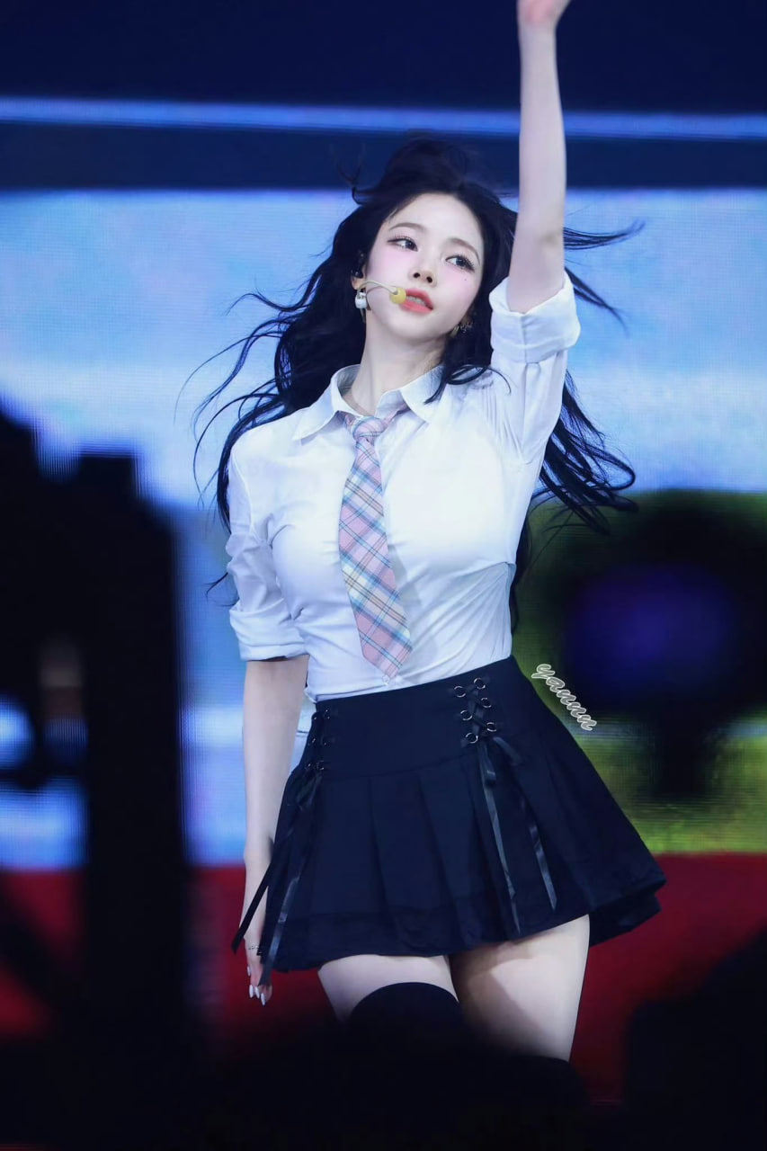 Cả triệu người sững sờ trước nhan sắc đẳng cấp của mỹ nhân đẹp hơn trí tuệ nhân tạo, visual cỡ này bảo sao cứ mãi hot! - Ảnh 5.