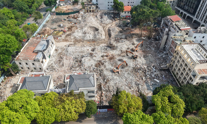 Quảng trường hơn 2ha sát Hồ Gươm dần lộ diện sau 5 tháng giải phóng mặt bằng- Ảnh 8.